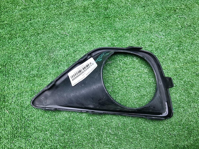 Накладка ПТФ правая BMW X2 F39 (2017-2023)