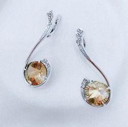 "Бонито" серьги в серебряном покрытии из коллекции "Метаморфозы" от Jenavi с английским замком