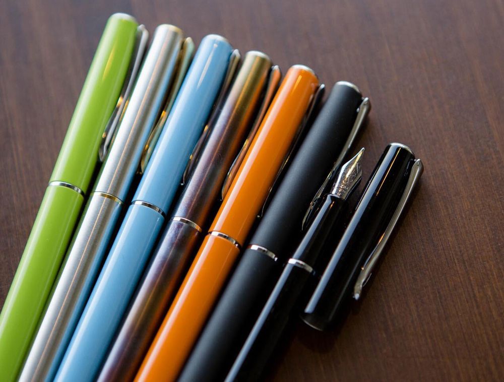 Перьевая ручка Diplomat Traveller Lumi orange M (D20001068) 6