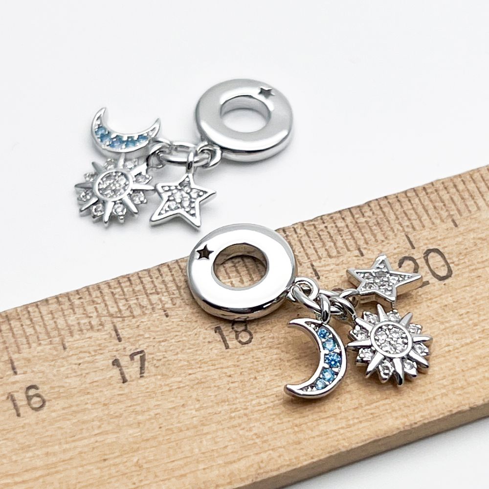 Подвеска Космос, цвет серебро (родий), фианиты, размер 26 мм (с учетом бейла), цена за 1 шт