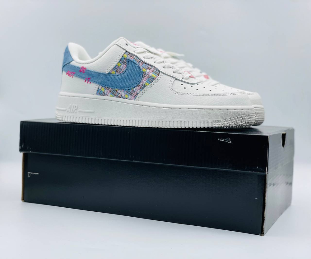 Кроссовки Nike Air Force 1 Low ’07