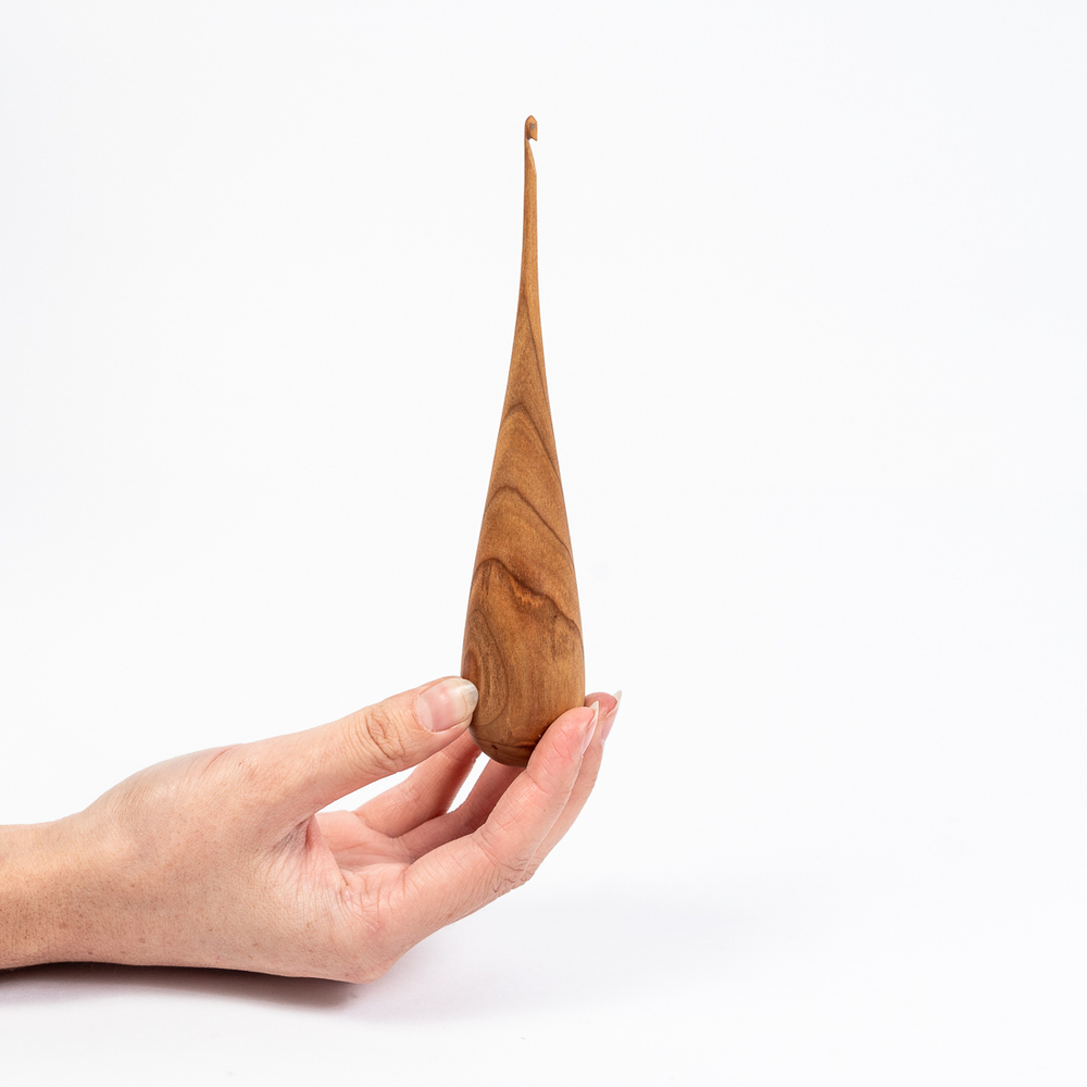 Деревянный крючок для вязания из древесины вишни 3 мм. Вязальный крючок. K149