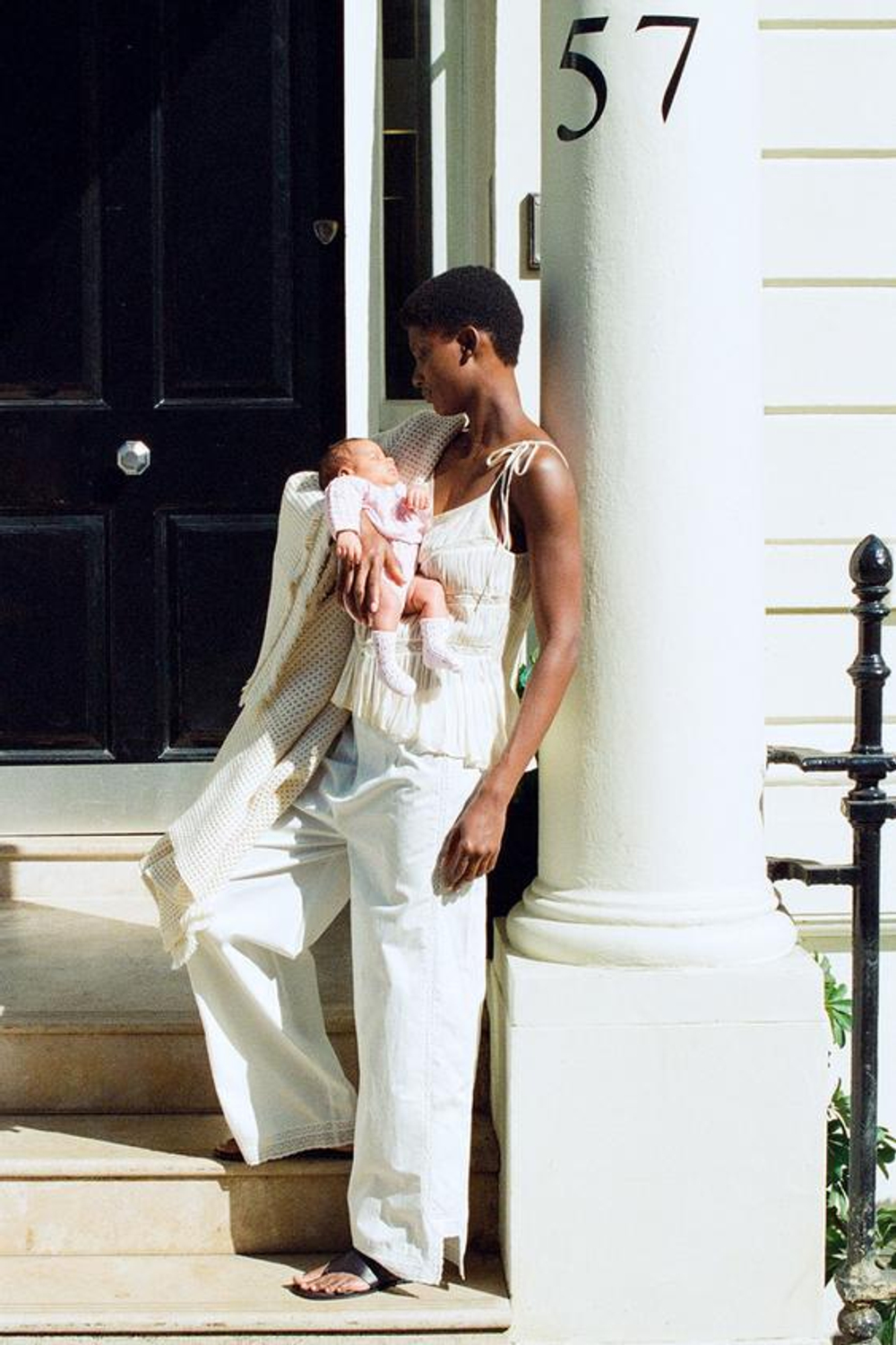 ZARA ПЕРФОРИРОВАННЫЙ ТРИКОТАЖНЫЙ КОМБИНЕЗОН, МЯГКИЙ РОЗОВЫЙ