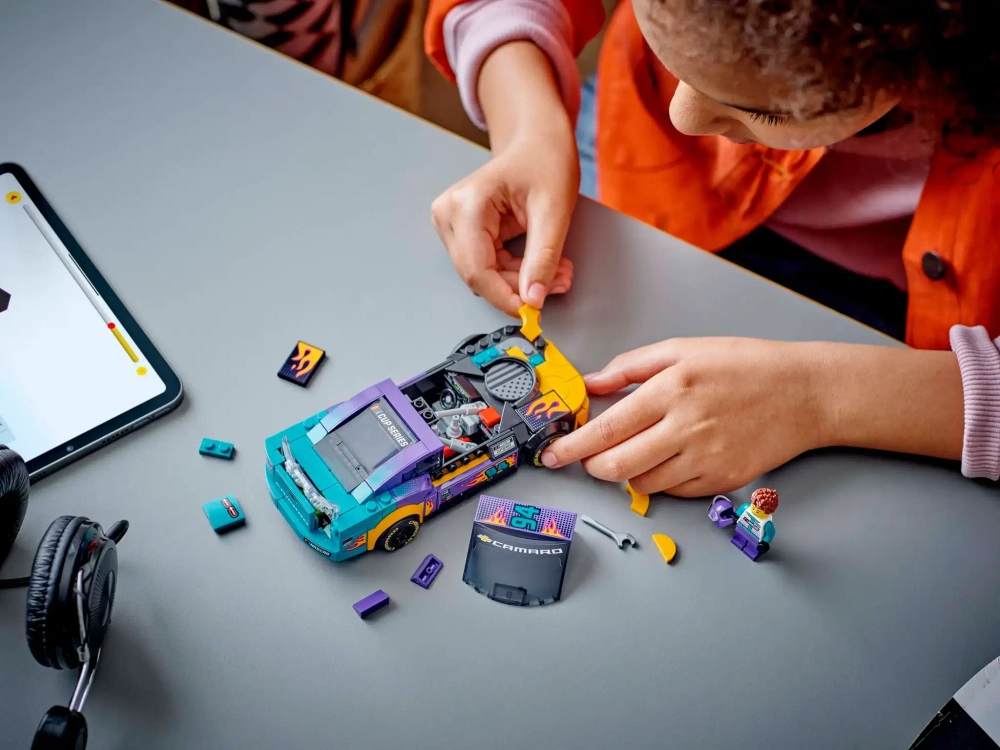 Конструктор LEGO Speed Champions 76935 NASCAR Chevrolet Camaro ZL1 следующего поколения