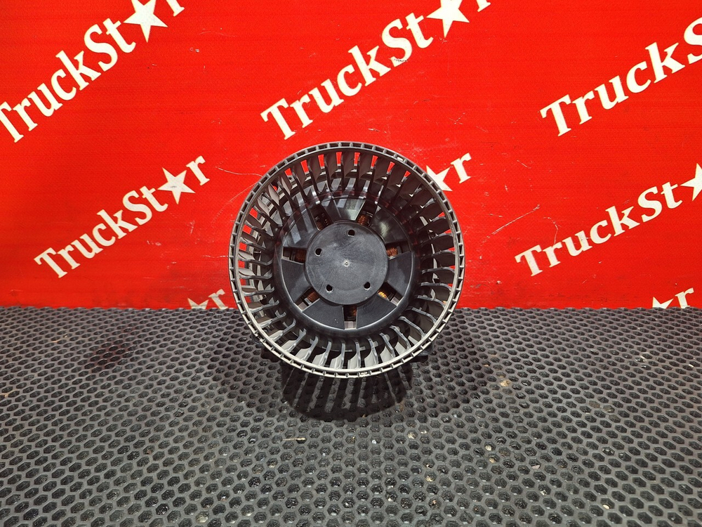 Моторчик отопителя 2018г.