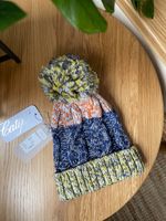 Новая шапка Catya, 98