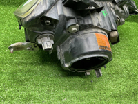 Фара левая Mitsubishi Pajero Sport 2 13-16 ксенон