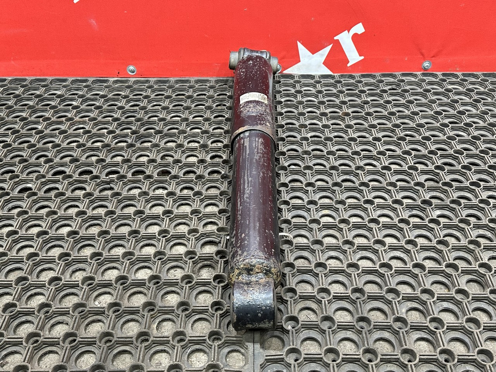 Амортизатор задний 2023г