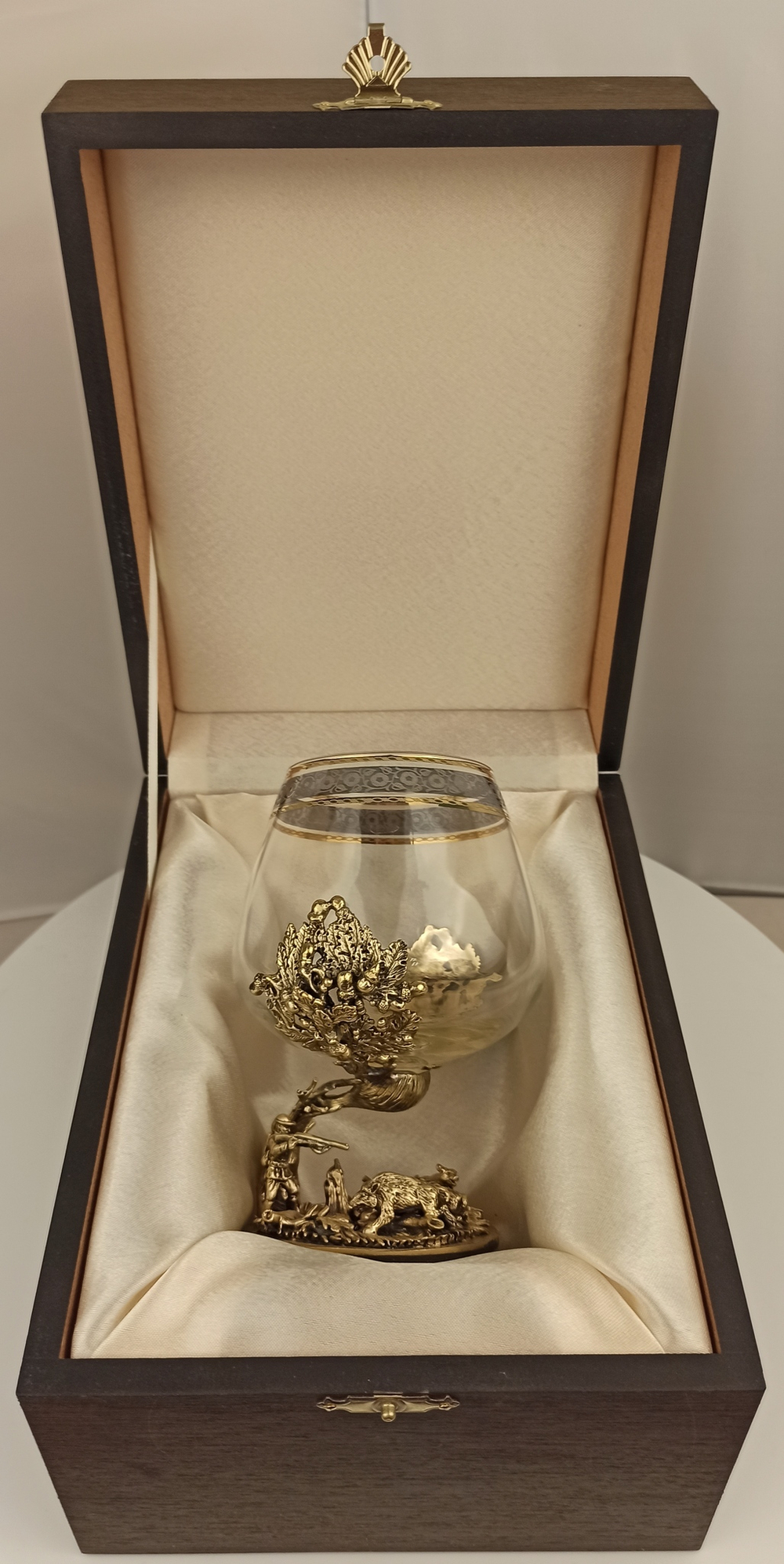 Бокал для коньяка Охота на Кабана в подарочном футляре