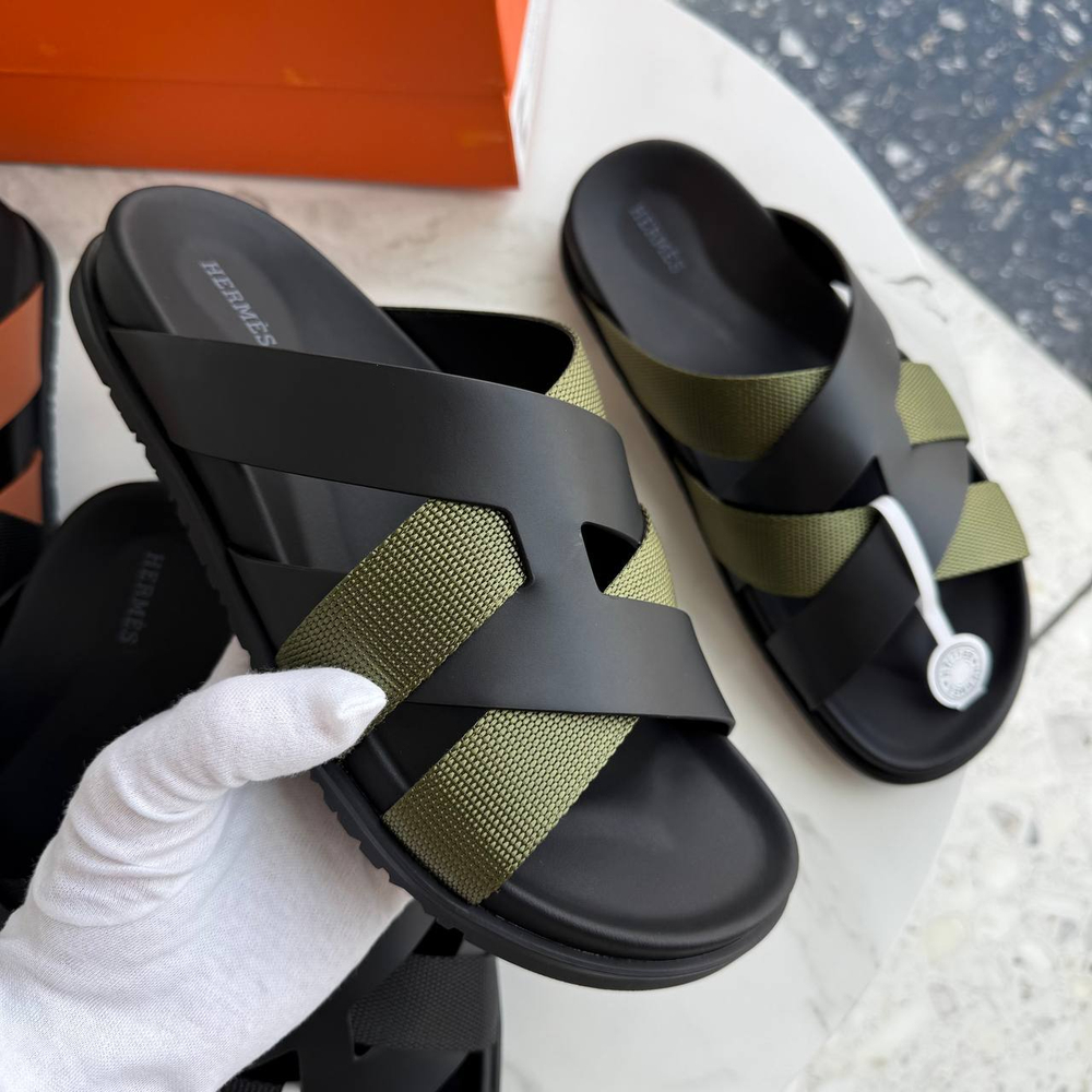 Шлёпанцы Hermes