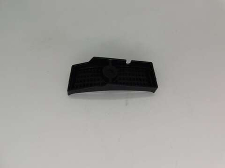 Решётка водозаборника левая Suzuki DF150 175 200 225 250 17631-93J20-000