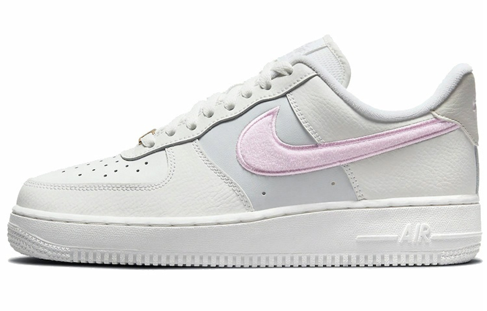 Кроссовки Nike Air Force 1 Low "Chenille Swoosh" (Женская размерная сетка)
