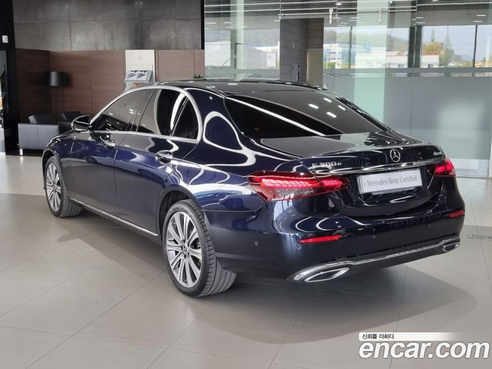 Mercedes-Benz E-Class W213 E300e 4MATIC Exclusive (12.2022)
