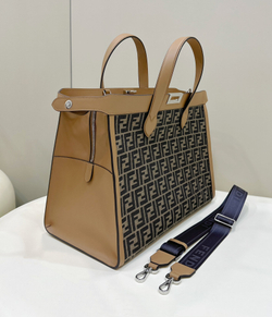 Fendi Peekaboo ISeeU Forty8 Bag 42 cm