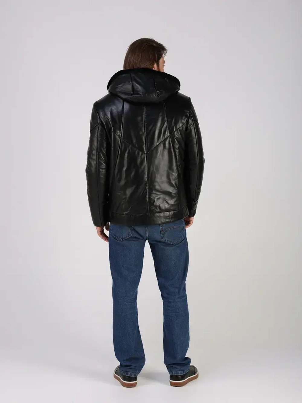 Куртка зимняя кожаная с капюшоном пуховик