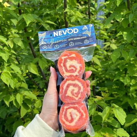 Рулеты из форели с сыром и Крабом, с/м, Россия