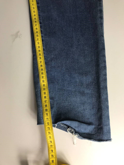 Джинсы свободного кроя, маркировка 34, визуально на 40 размер