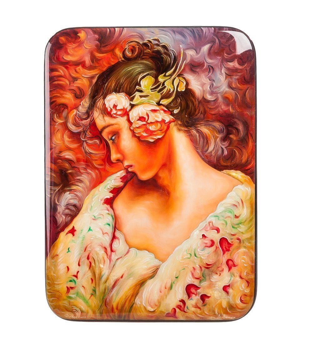 ШК-35/17 Шкатулка «Девушка с цветком» исп. Зимин А.