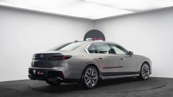 BMW 7 серии 760i xDrive, 2023