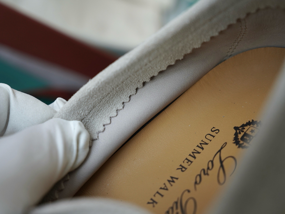 Классические замшевые мокасины