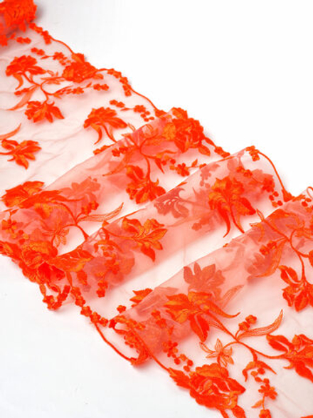 Вышивка на сетке оранжевая неэластичная ширина 22 см ОТРЕЗЫ