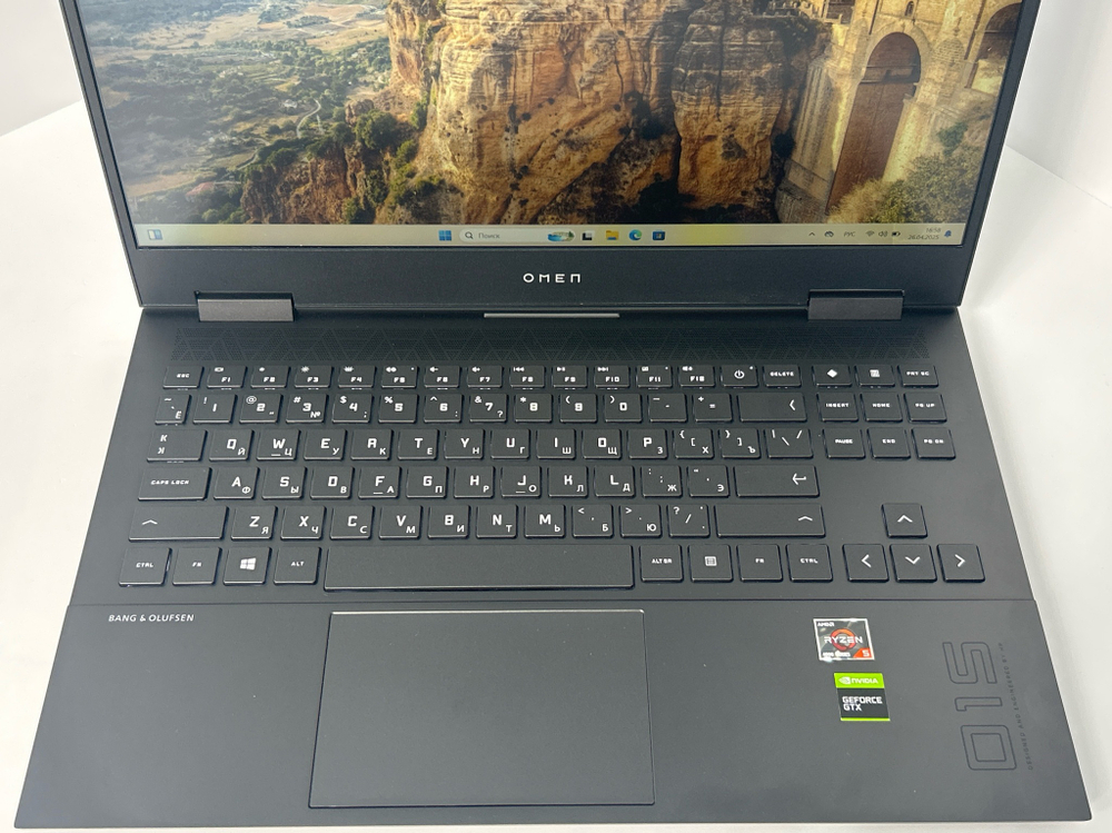 Ноутбук игровой HP OMEN 15-en0019ur (1U3C7EA) 15.6"/AMD Ryzen 5 4600H/RAM 16 GB/SSD 512 GB/GTX 1650 Ti 4G/1920x1080/IPS/Windows 10/Подсветка кл-ры:LED/темно-серый. Состояние: B1
