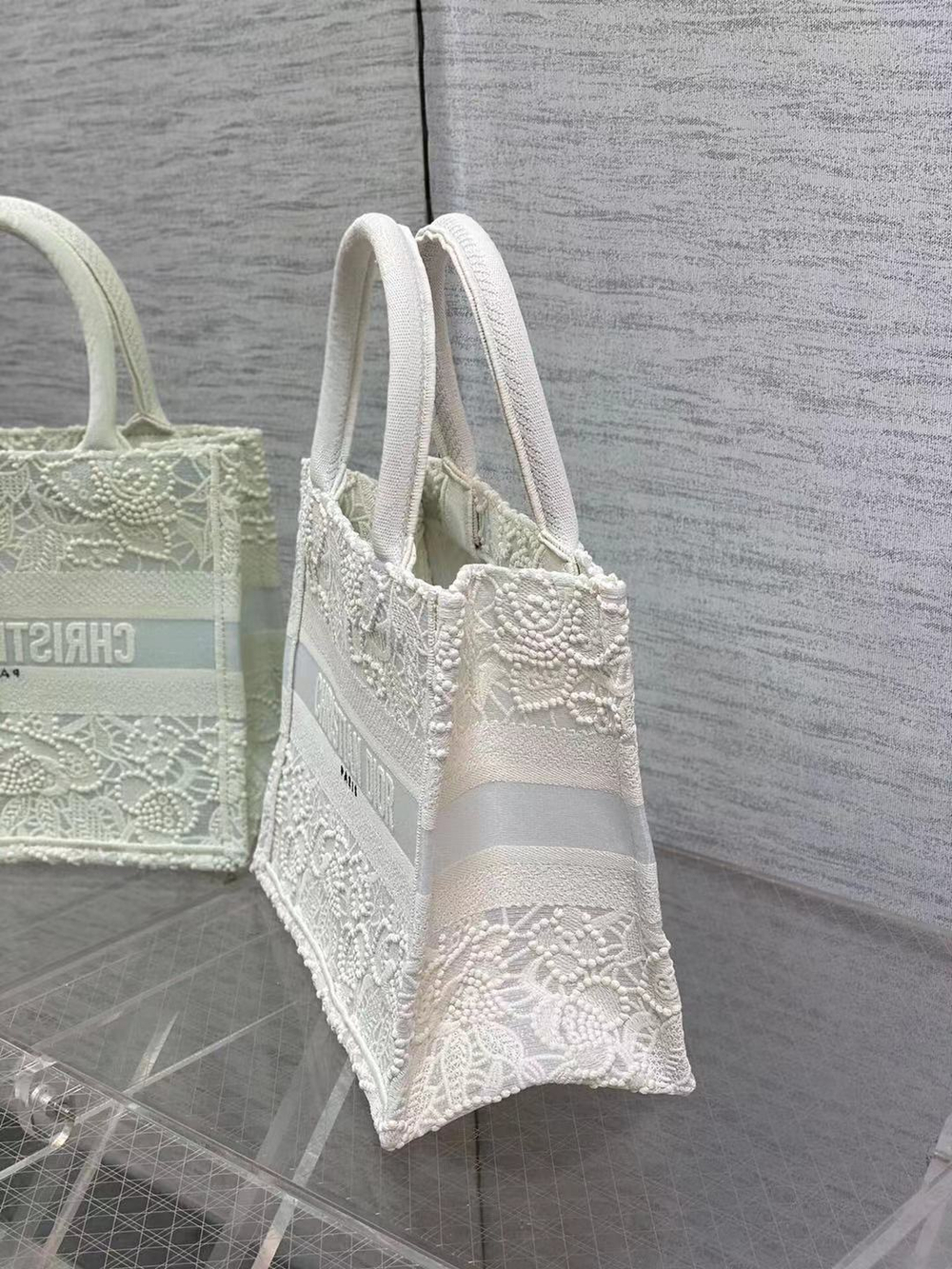 Christian Dior Book Tote 26 cm