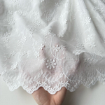 Вышивка 3д Цветы молочный фон