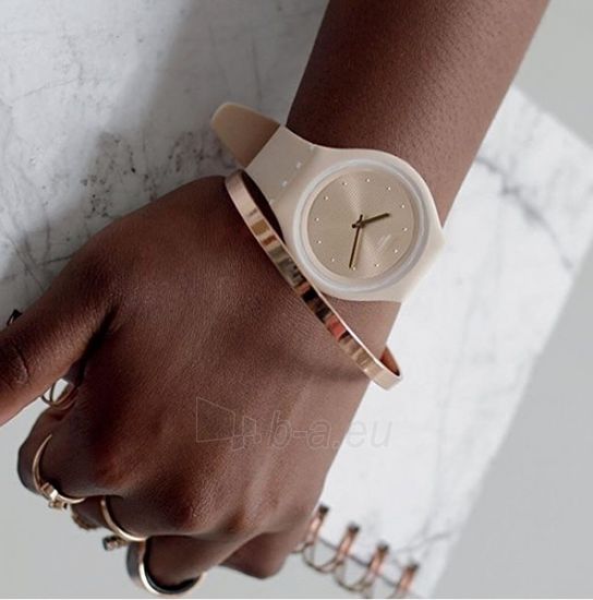 Наручные часы Swatch SVUT100