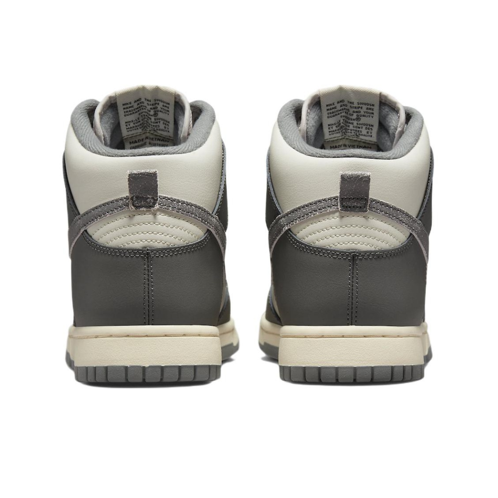 Кроссовки Nike Dunk High SE 'Light Bone' DM0582-001