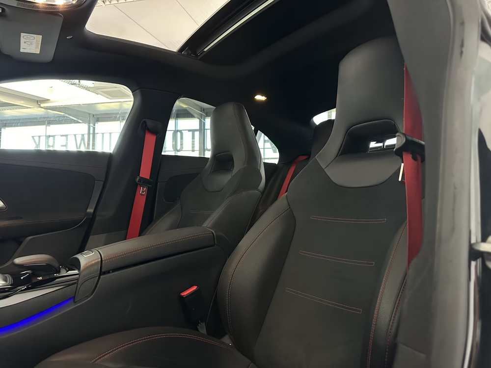 Mercedes-Benz CLA 45 AMG