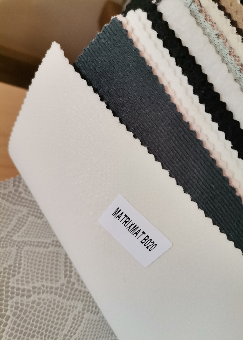 Искусственная кожа Matrixmat (Матриксмат) B020 харизма крем