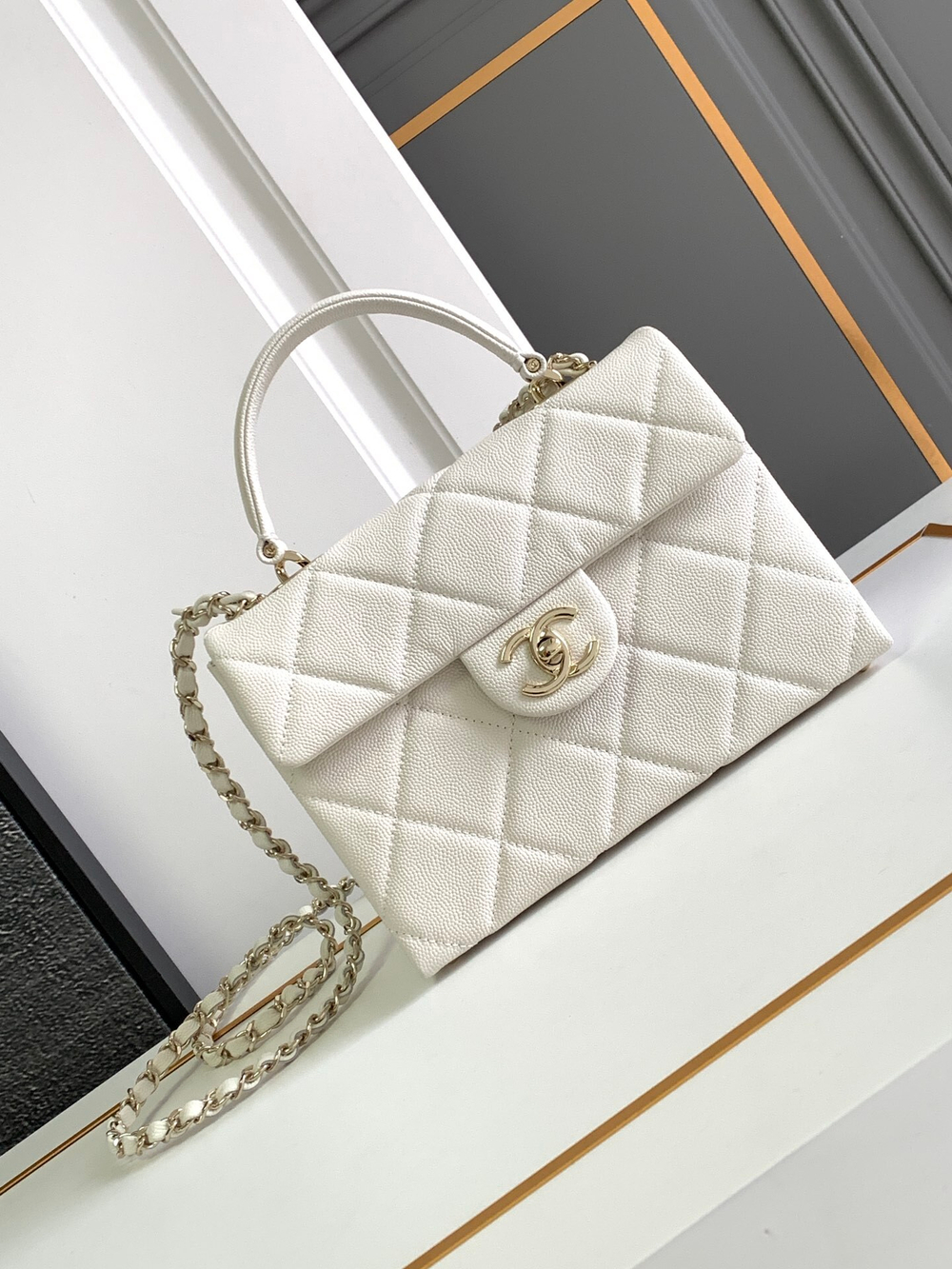 Chanel Bag 21 cm