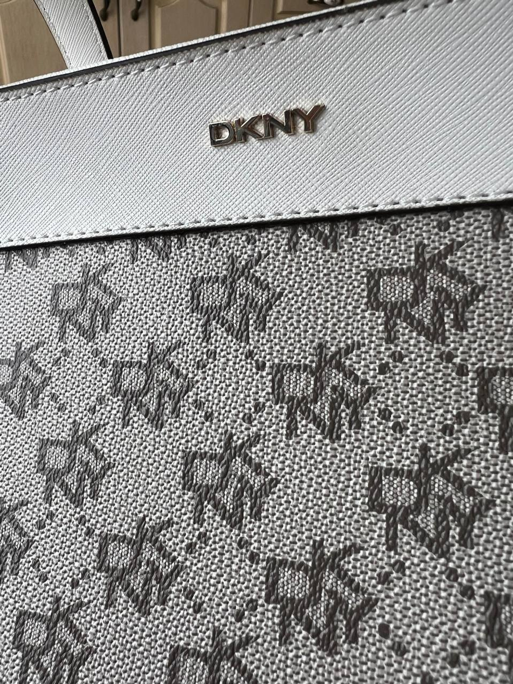 Сумка DKNY