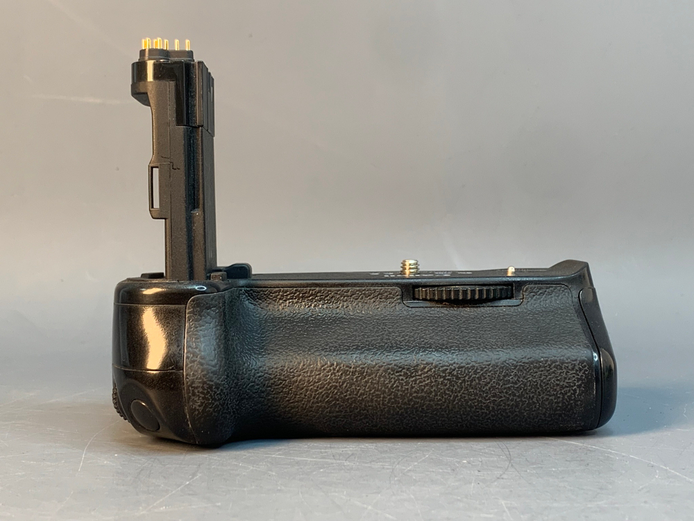 Canon BG-E13