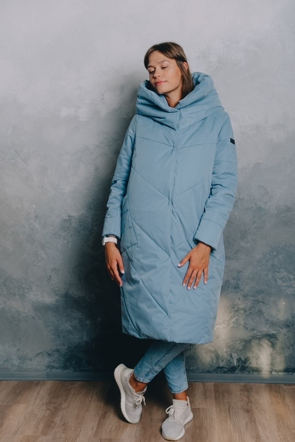 Пальто женское зимнее голубой