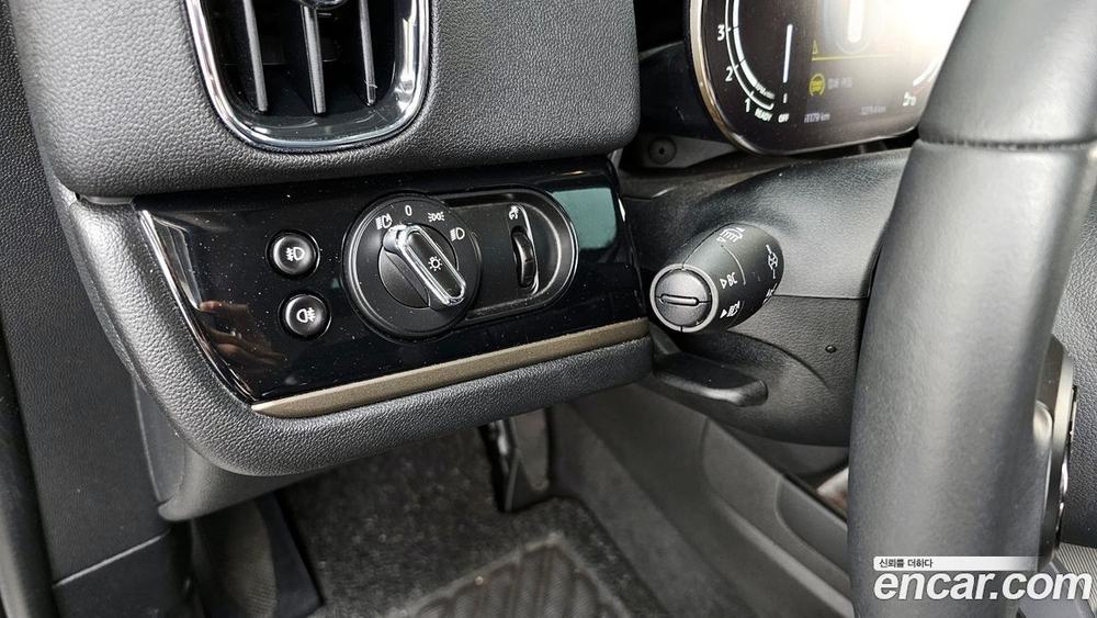 Mini Cooper Countryman Classic Plus (02.2022)
