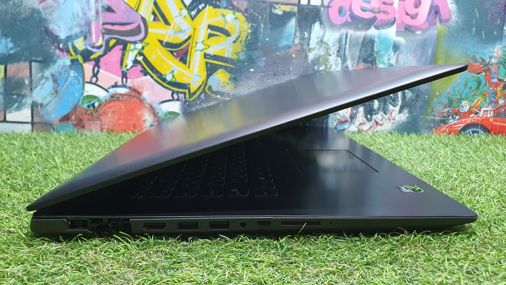 Игровой Lenovo i5-8/8 Gb/GTX 1050 4Gb/FHD