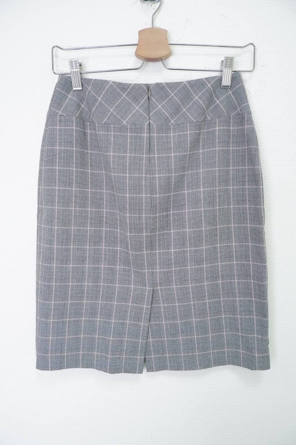 Юбка в стильную клетку 42 размер