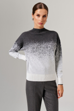 23115 Джемпер женский (серо-молочный)