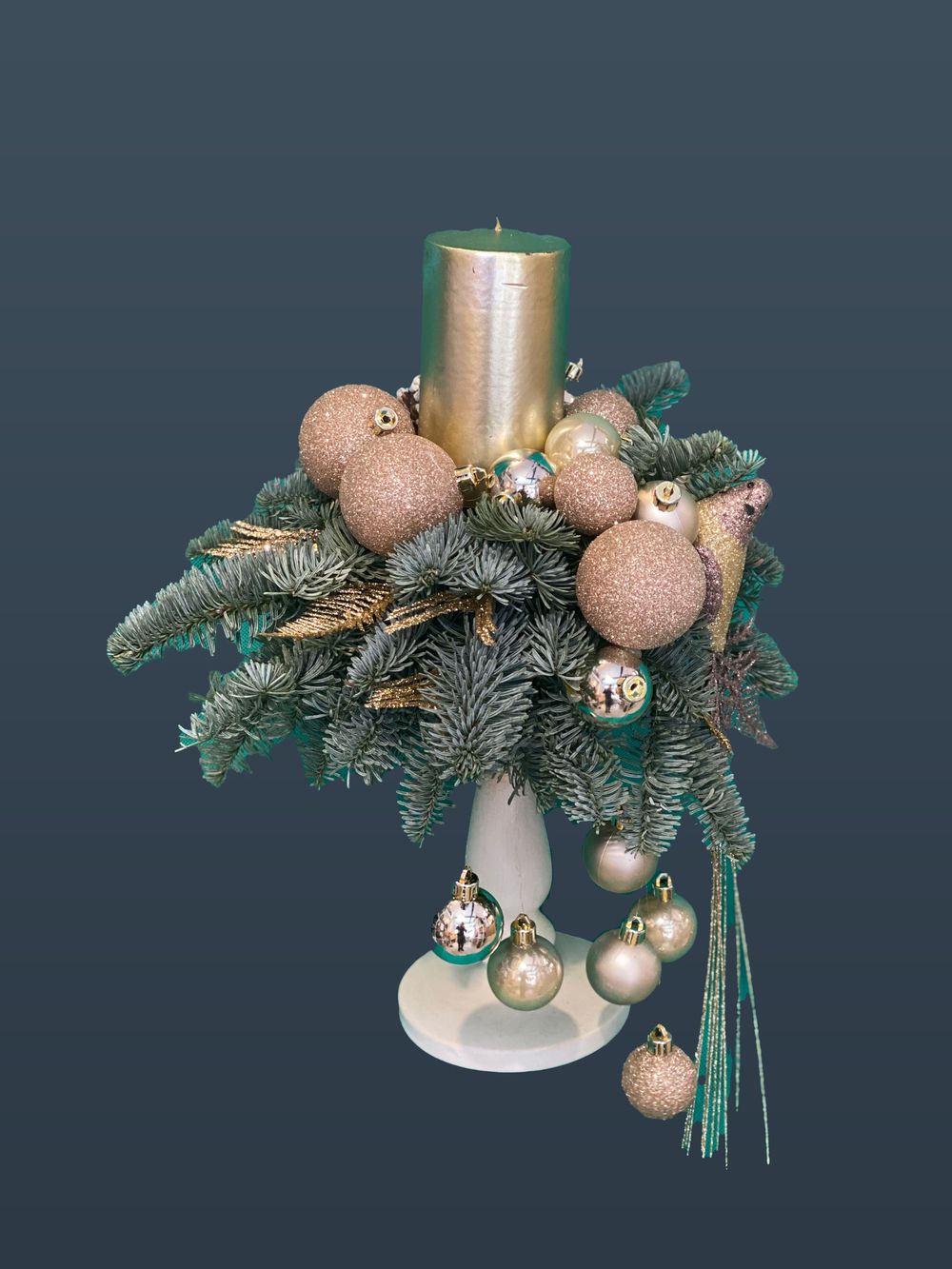 Новогодня композиция на керамической стойке