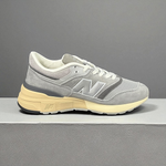 New Balance 997R • Gray
