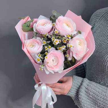 Авторский букет с 5 ранункулюсами