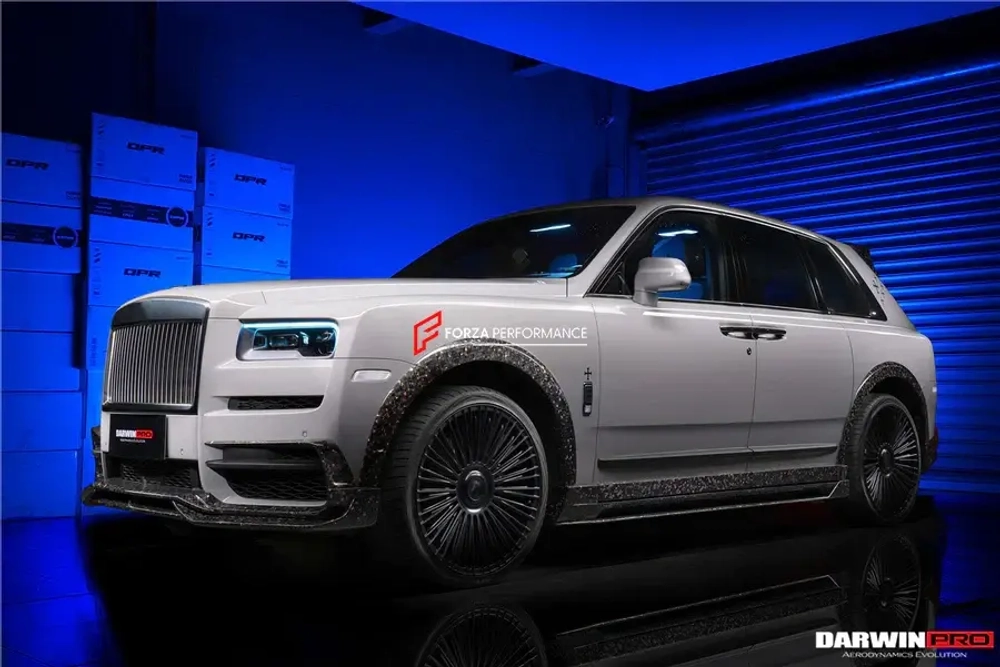 Оригинальный обвес из кованного карбона для Rolls-Royce Cullinan Ролс Ройс Куллинан