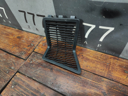 Накладка решетка багажника левая Skoda Kodiaq 16-нв Б/У Оригинал 565868151