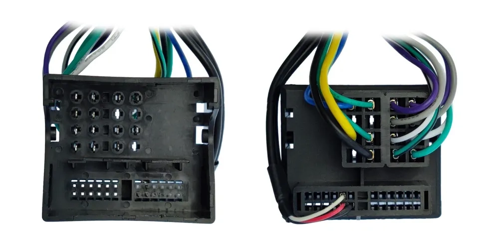 Комплект с разъёмами 12.3" BMW 1 (E81, E87) 2008-2012, X3 E83 (с доработками, тест) взамен верхнего бардачка - Car-Smart LUX-UE83