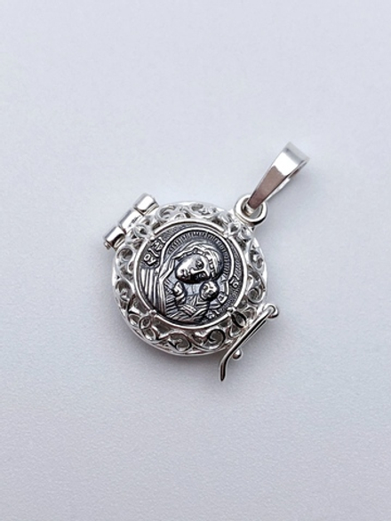 Ладанка из серебра/Чернение/С подвижным ухом/Казанская БМ/Николай/Ангел