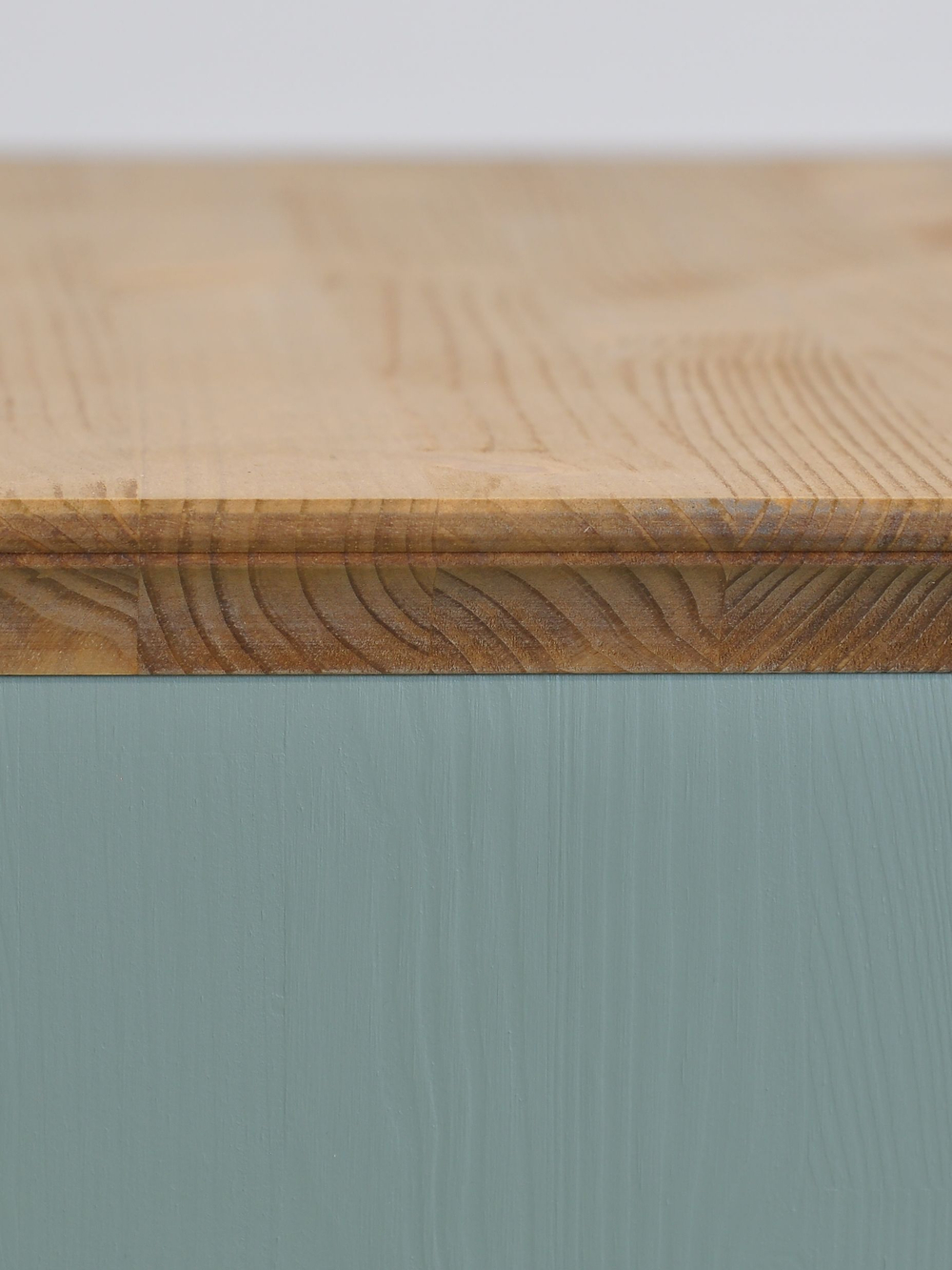 Скамья в прихожую Неаполь 93х50х39 см из массива сосны, деревянная обувница, эвкалипт антик