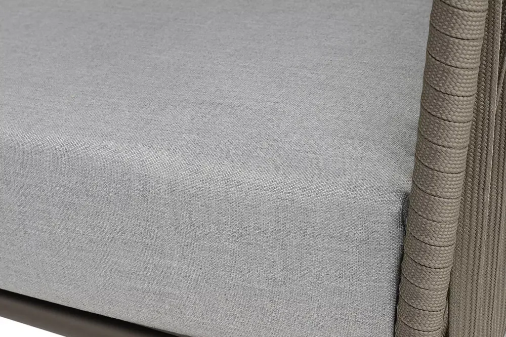 "Багамы" диван 3-местный плетеный из роупа, каркас алюминий бежево-серый (RAL7006) муар, роуп серо-коричневый 23мм, ткань светло-серая