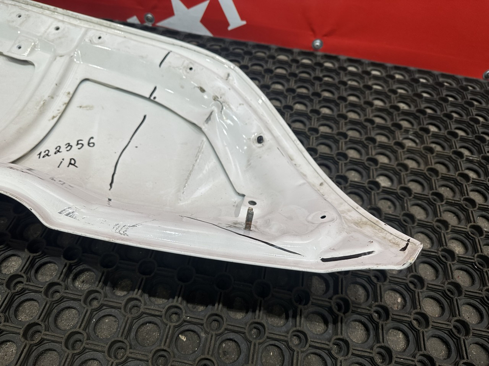 Угол кабины правый